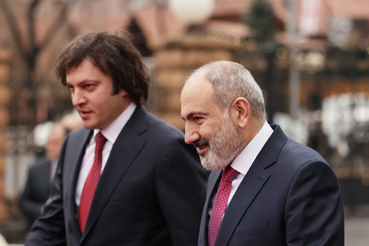 Փաշինյանն ու Կոբախիձեն այսօր կհետեւեն Հայաստան-Վրաստան ֆուտբոլային մրցավեճին