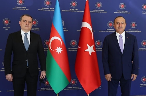 Ադրբեջանի եւ Թուրքիայի ԱԳՆ ղեկավարները քննարկել են համագործակցությունը «3+3» ձեւաչափում