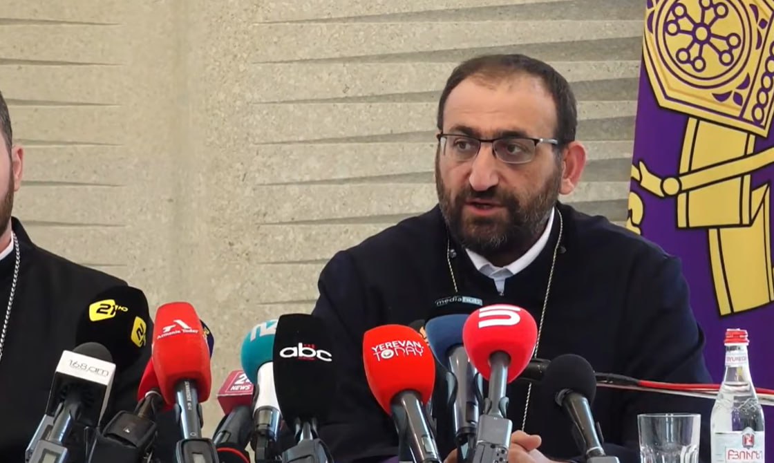 «Դավաճանություն է՝ անկախ գործոններից». Արշակ Սրբազանը՝ Փաշինյանի հետ հանդիպած 8 բարձրաստիճան հոգեւորականների մասին