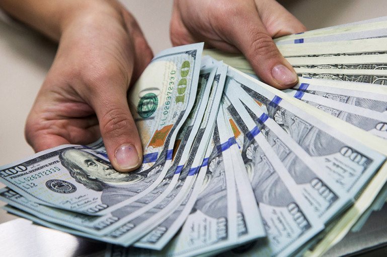 ԱՄՆ դոլարի փոխարժեքն աճել է 0.13 դրամով և կազմել 486.73 դրամ
