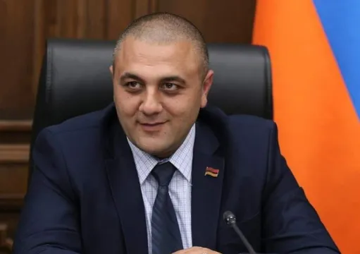 Ինքնաառաջադրվել եմ Փաշինյանի փրայմերիզին` որպես Գյումրու ղեկավարի ԺՊ թեկնածու․ Սարուխանյան