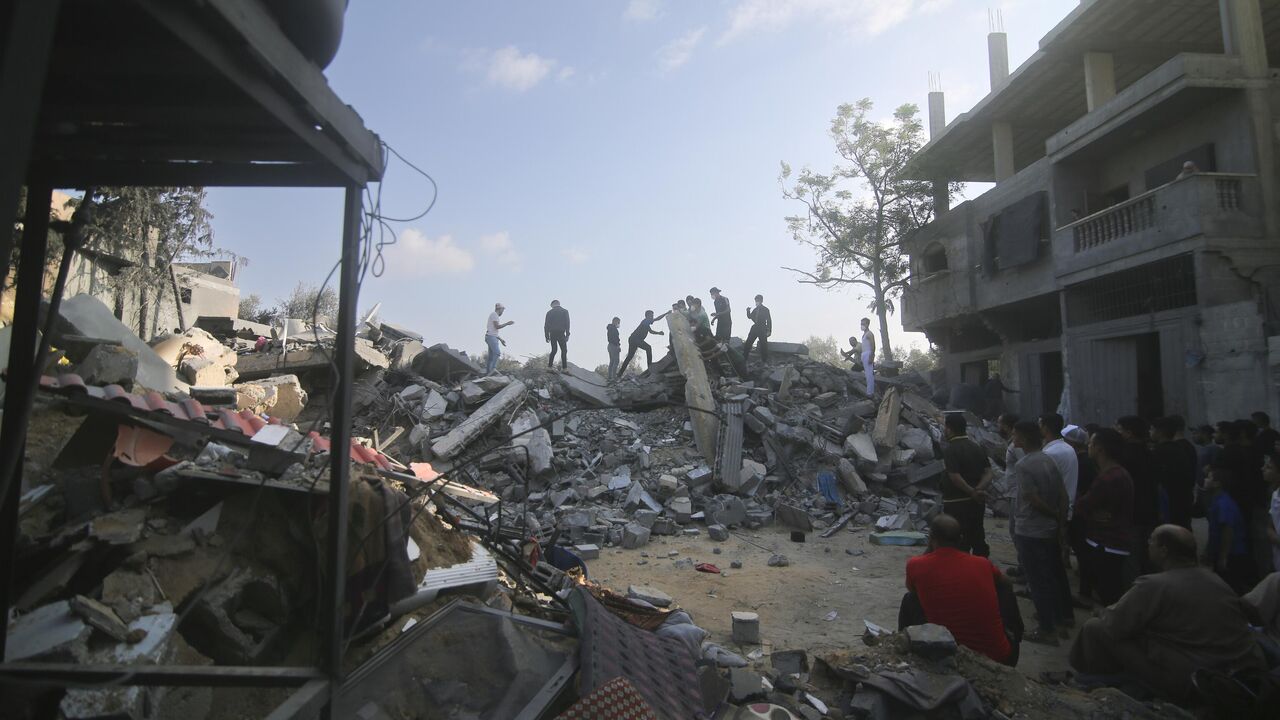 Մարդասիրական օգնություն տեղափոխող ևս 30 բեռնատարներ Ռաֆահի անցակետով մտել են Գազայի հատված