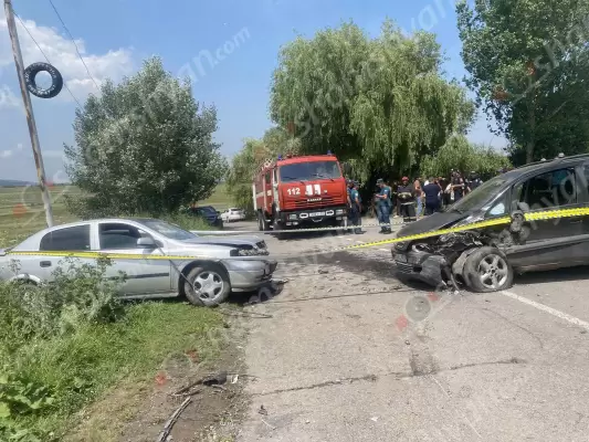Ավտովթար Գեղարքունիքի մարզում․ Ծովասարում բախվել են համագյուղացիների վարած «Opel Astra»-ն և «Opel Zafira»-ն․ կան վիրավորներ