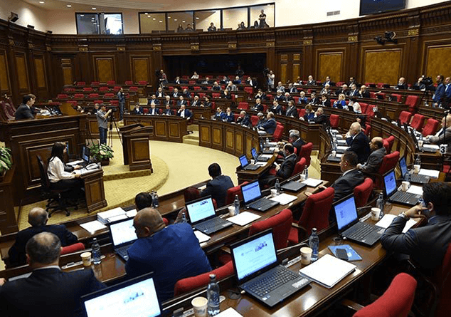 ԱԺ-ն մերժեց «Լուսավոր Հայաստան» խմբակցության նախագիծը