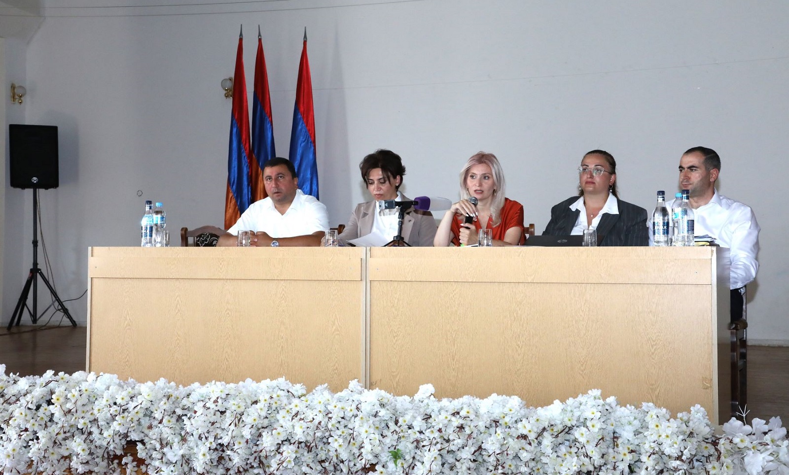 Նոր դասագրքեր, պարտադիր խմբակներ, արտադպրոցական կրթության կարևորություն. Շիրակի մարզում անցկացվել է օգոստոսյան խորհրդակցություն