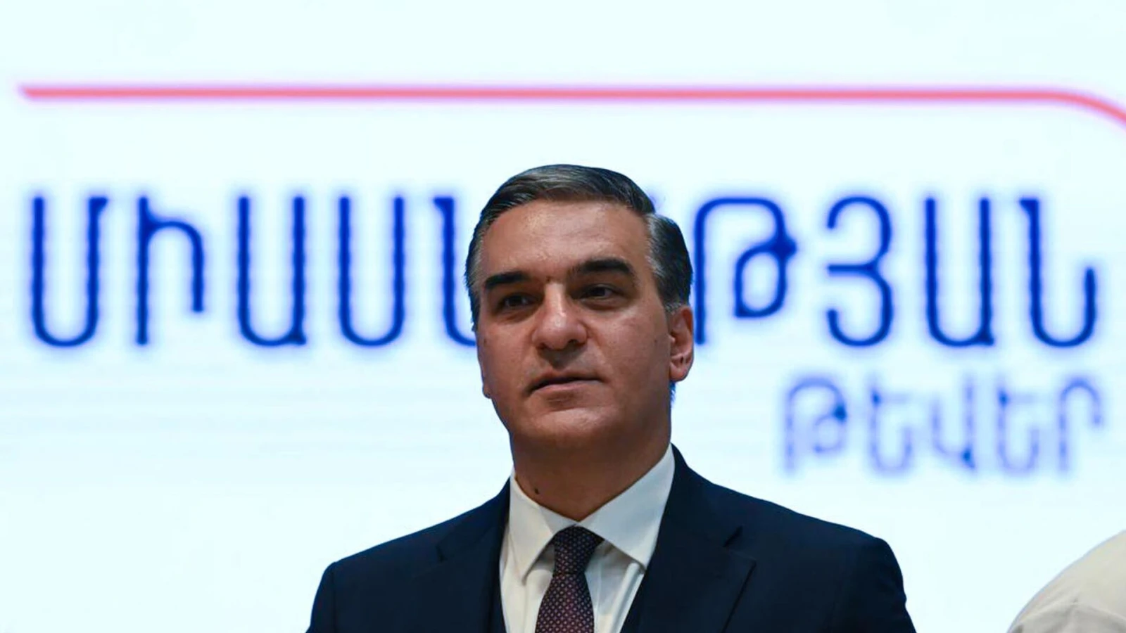 «Միասնության թևերը» չունի ֆինանսավորում որևէ արտաքին աղբյուրից, առավել եւս` Ռուսաստանից. Թաթոյան