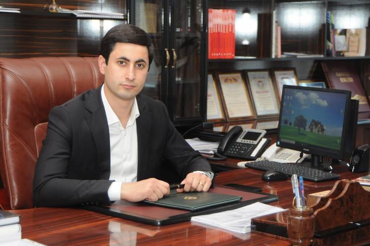 Շենգավիթի նախկին թաղապետի նկատմամբ կիրառվեց տնային կալանքով