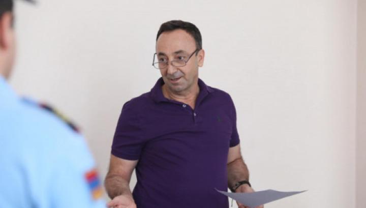 Հրայր Թովմասյանն ազատվեց քրեական պատասխանատվությունից