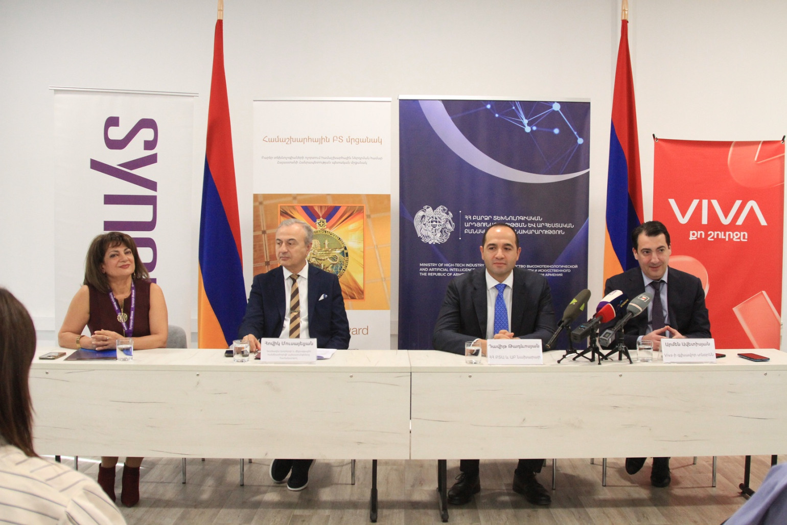 Տիեզերական տեխնոլոգիաների զարգացման գործում մեծ ավանդ ունեցող Քամ Ղաֆարիանը՝ բարձր տեխնոլոգիաների ոլորտում համաշխարհային ներդրման համար ՀՀ պետական մրցանակի 17-րդ դափնեկիրն է (տեսանյութ)