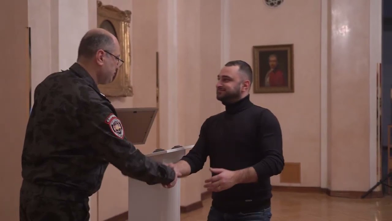 ՀՀ ոստիկանության պետը պարգևատրել է Ռուսաստանի հայ համայնքի ներկայացուցիչներին