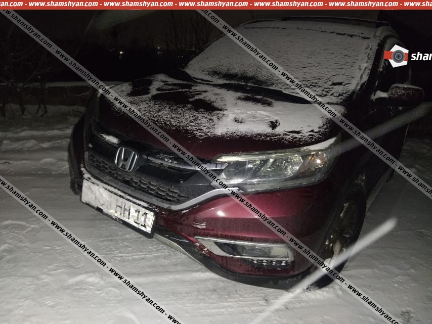 Ճանապարհի մերկասառույցի պատճառով Ձորաղբյուրում BMW-ն բախվել է ԱԺ պատգամավոր Հրաչյա Հակոբյանին սպասարկող Honda CRV-ին