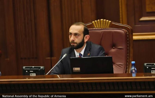 ԱԺ հեռացող նախագահը ԱԺ աշխատակազմին հրաժեշտի պարգեւավճար է տվել. «Հրապարակ»
