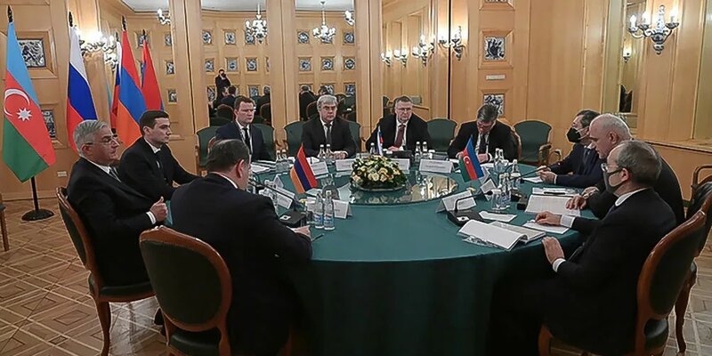 Захарова назвала сроки встречи трёхсторонней рабочей группы по Карабаху