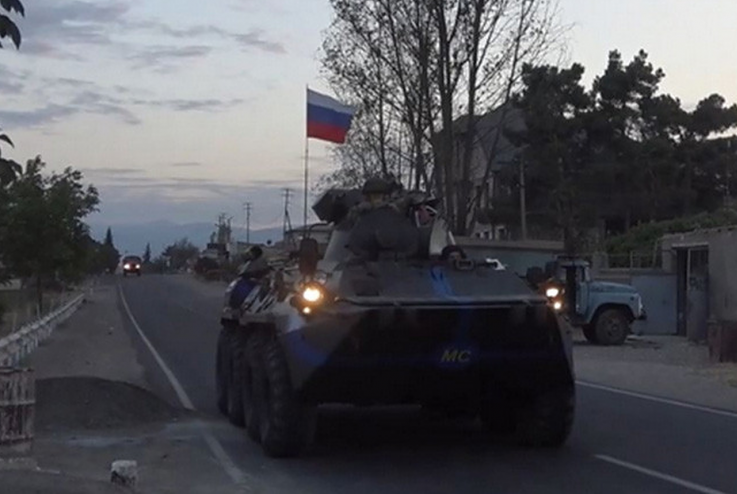 Российские миротворцы обеспечили безопасность при строительстве 10 км дороги в Шушинском районе Нагорного Карабаха