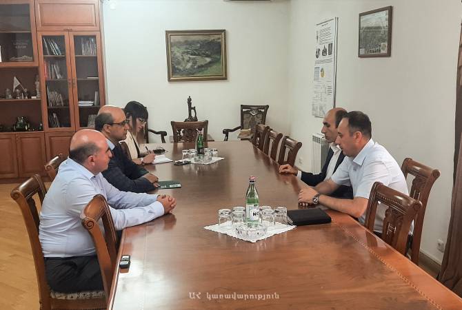 Արտակ Բեգլարյանն ընդունել է Հայաստանի բանկերի միության ղեկավարությանը