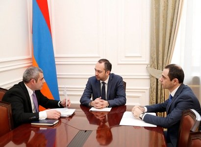 Էդուարդ Աղաջանյանին ներկայացրել են կորոնավիրուսի ներթափանցումը կանխելուն ուղղված աշխատանքները