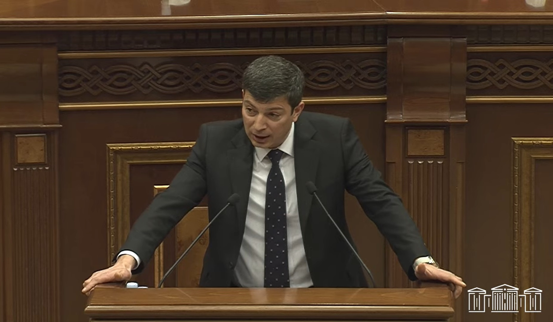 Կա շատ հզոր խորքային հոր, որը «Նաիրիտի» փակվելուց հետո հոսում է արտաքին աշխարհ. ՇՄ նախարարի տեղակալ