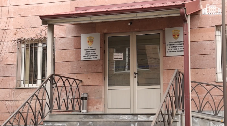 Դավթաշենի համայնքային ոստիկանները բացահայտել են տեղադրելու միջոցով թմրանյութի իրացման դեպք․ երկու օտարերկրացի կալանավորվել է (տեսանյութ)