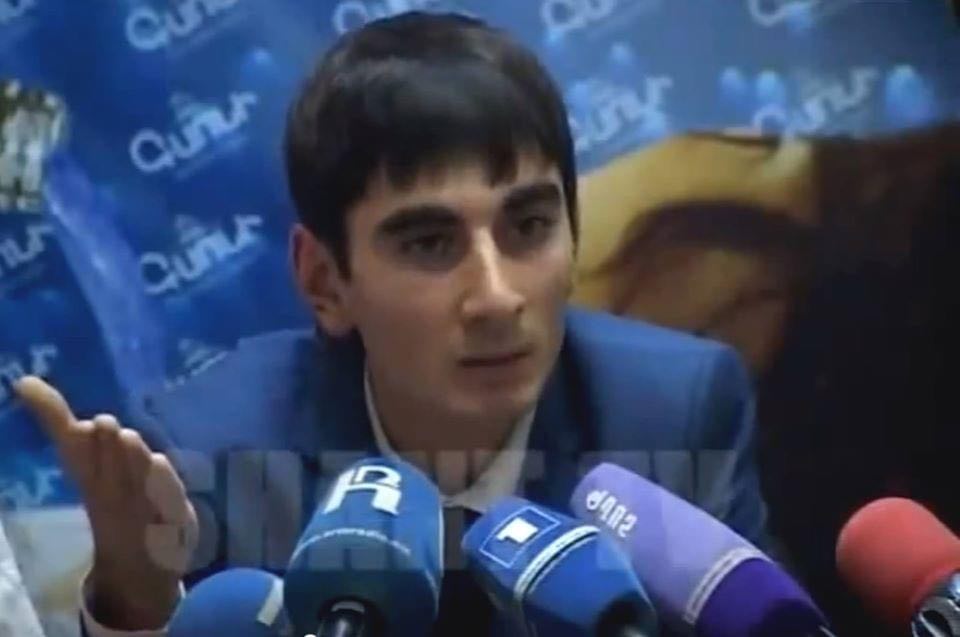 ՀՀ իշխանությունն Արցախը փաթեթով թշնամուն տալուց հետո այսօր էլ հրաժարական չի ցանակնում տալ․ քաղակտիվիստ