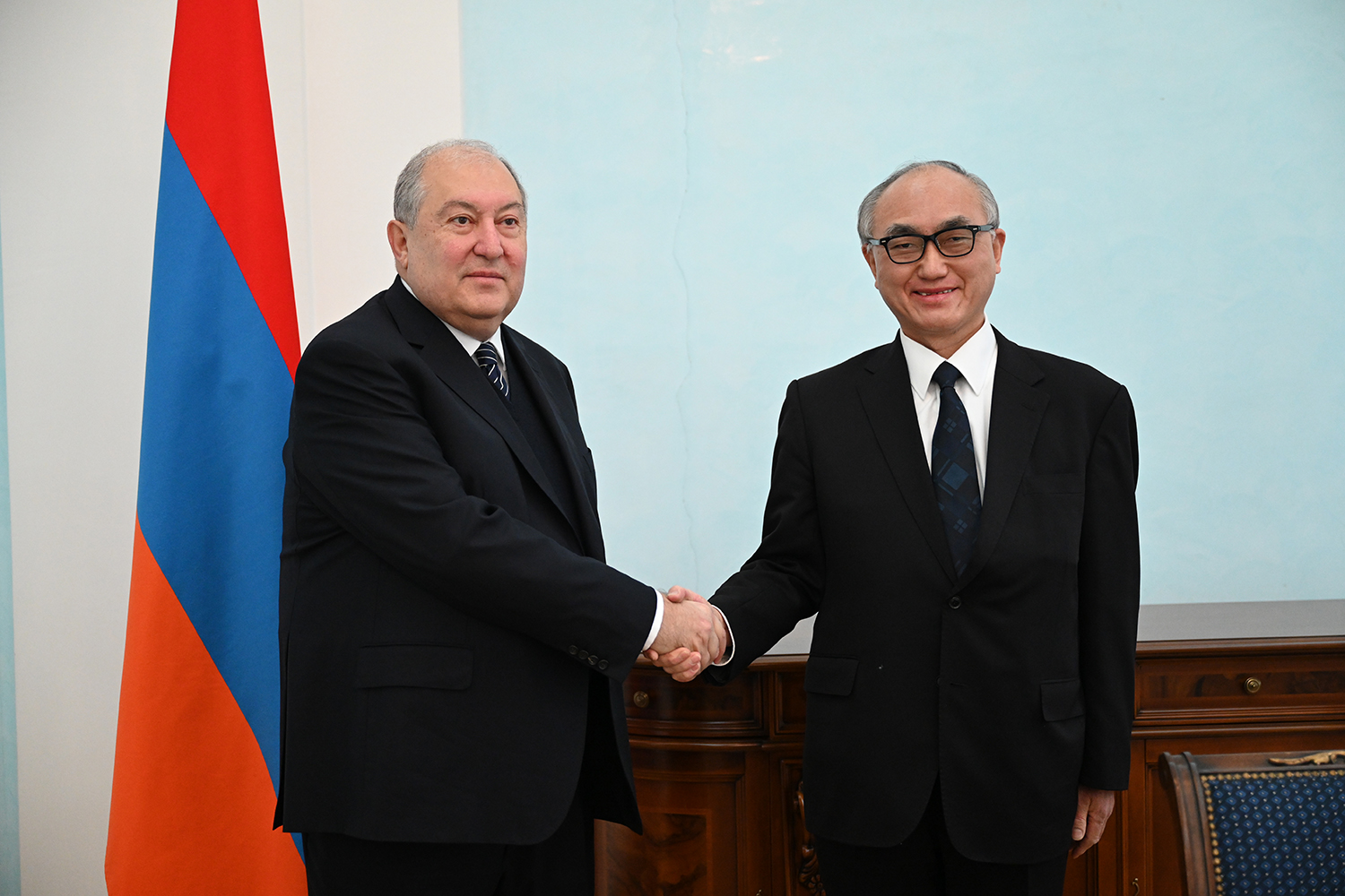 Արմեն Սարգսյանն ու Ճապոնիայի դեսպանը քննարկել են փոխգործակցությունը խորացնելու հարցեր