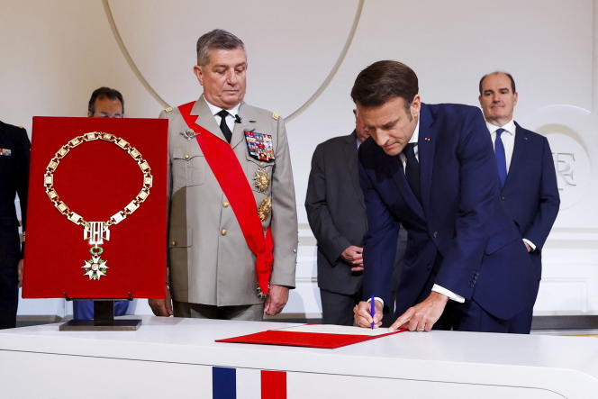 Մակրոնը պաշտոնապես ստանձնեց Ֆրանսիայի նախագահի պաշտոնը