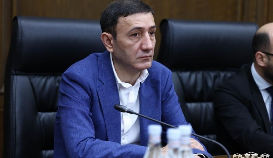 Երբեմն բնակիչների անտեղյակությունը վտանգում է բազմամիլիոնանոց ներդրումները․ Թունյանը՝ հանքարդյունաբերության ոլորտի խնդիրների մասին