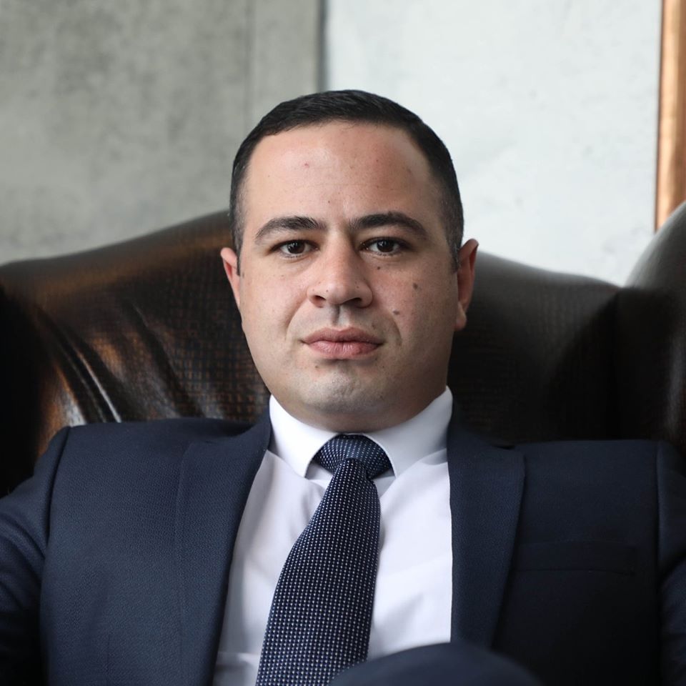 Արսեն Թորոսյանը, թիմակիցներին մեղադրելով, իրեն սարքում է «սակրալ» զոհ․ Գևորգ Գրիգորյան