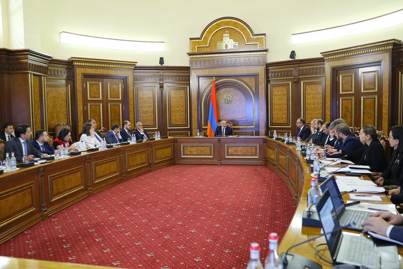 Վարչապետը հանձնարարել է պետբյուջեի նախագիծը բերել վերջնական տեսքի