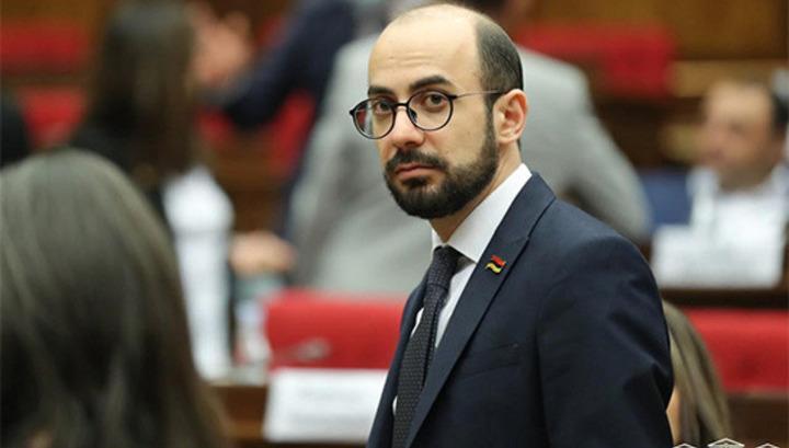 Ընդդիմության «գողական» առաջնորդը երեկ հայտարարեց՝ իբր ՀՀ-ն «Զանգեզուրի միջանցքի» մասին պայմանավորվածություն է ձեռք բերել. Արթուր Հովհաննիսյան