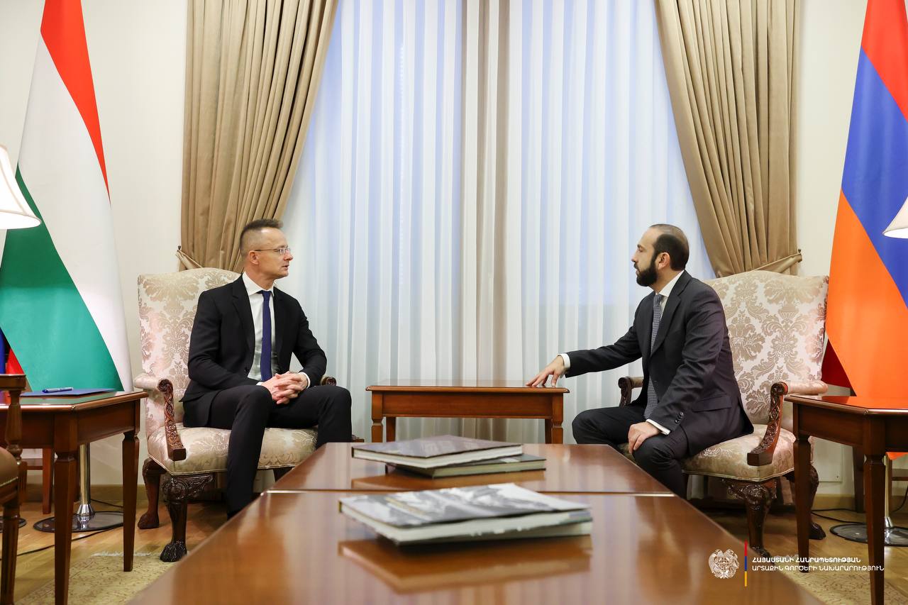 Стартовала встреча министров иностранных дел Армении и Венгрии