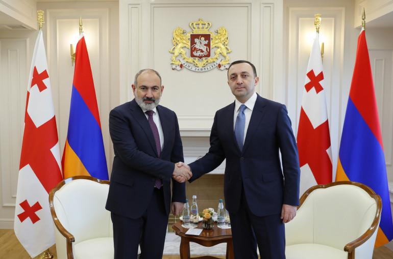 Փաշինյանն ու Ղարիբաշվիլին կարևորել են տարածաշրջանում խաղաղության և կայունության ուղղությամբ հետևողական քայլերի իրականացումը