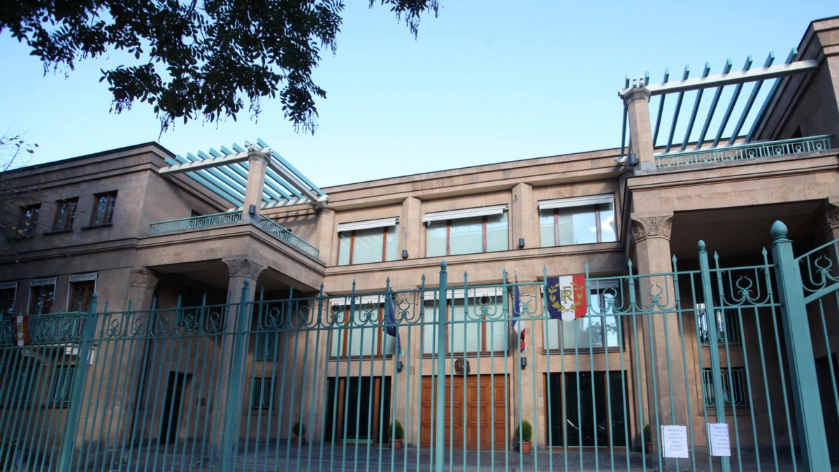 Ֆրանսիան ջանք չի խնայի, որ նպաստի կողմերի միջև երկխոսության վերսկսմանը. դեսպանություն