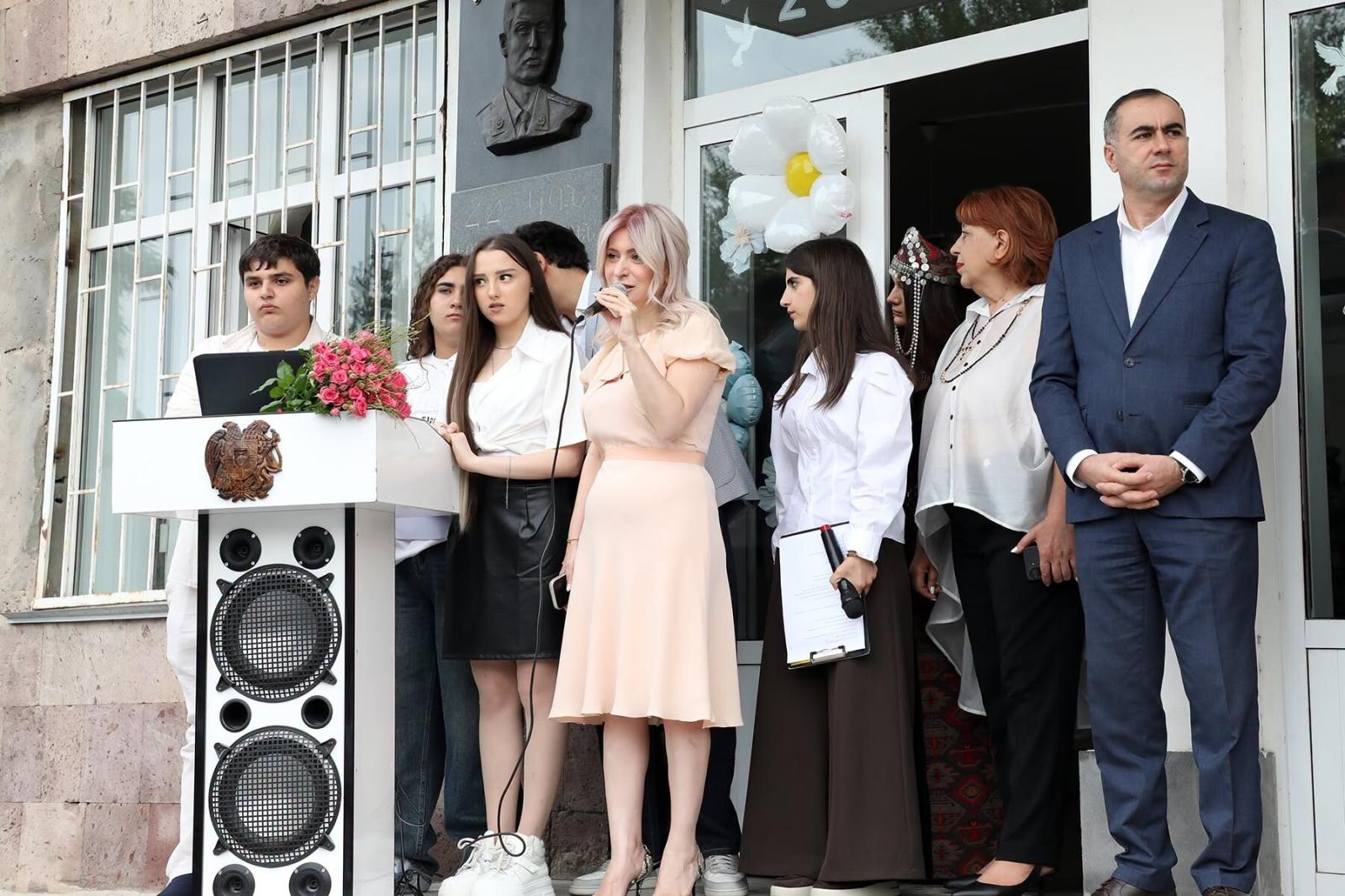Նոր ուսումնական տարին` նոր ակնկալիքներով. Արաքսիա Սվաջյանն այցելել է դպրոցներ