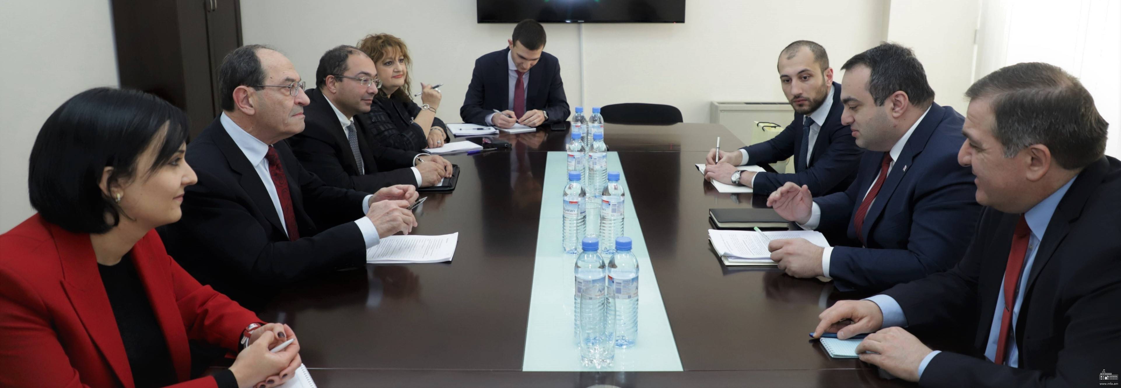Հանդիպել են ՀՀ-ի ու Վրաստանի ԱԳ նախարարների տեղակալները