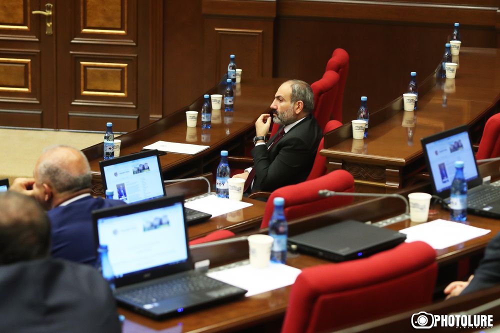 Նիկոլ Փաշինյանը մեկուսացել է թիմից. «Հրապարակ»