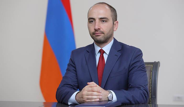 В Сочинском трехстороннем заявлении от 26 ноября вновь опровергнуты пропагандистские тезисы об открытии каких-то «коридоров»: Ереван 
