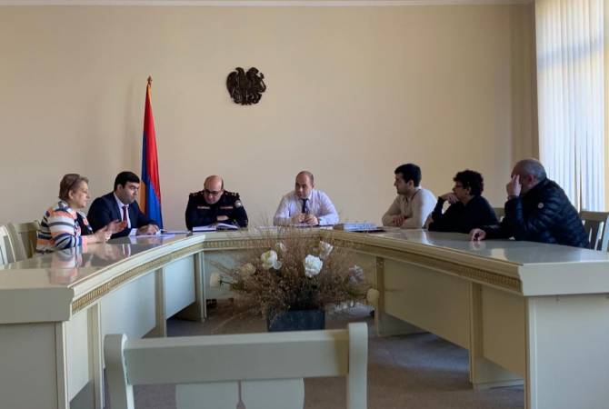 Երևանի քննչական վարչության պետն ընդունել է ՀՀ խուլերի միավորման ներկայացուցիչներին
