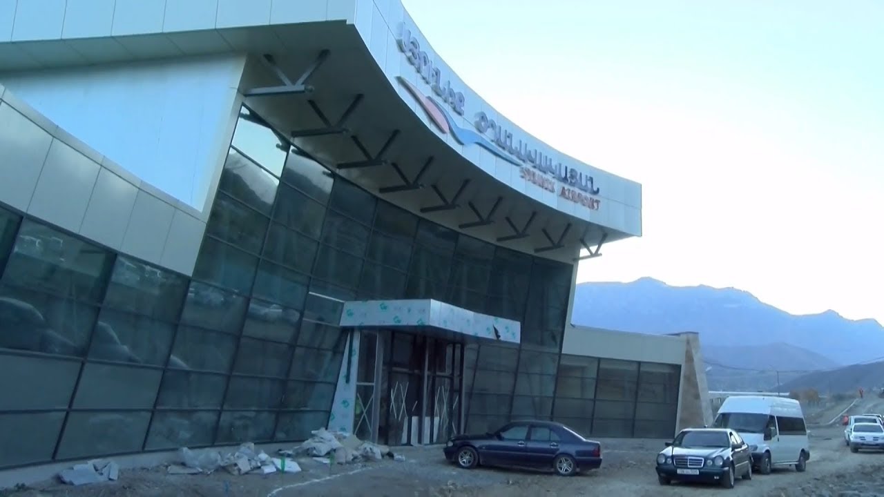 Аэропорт Капана не окружен азербайджанцами