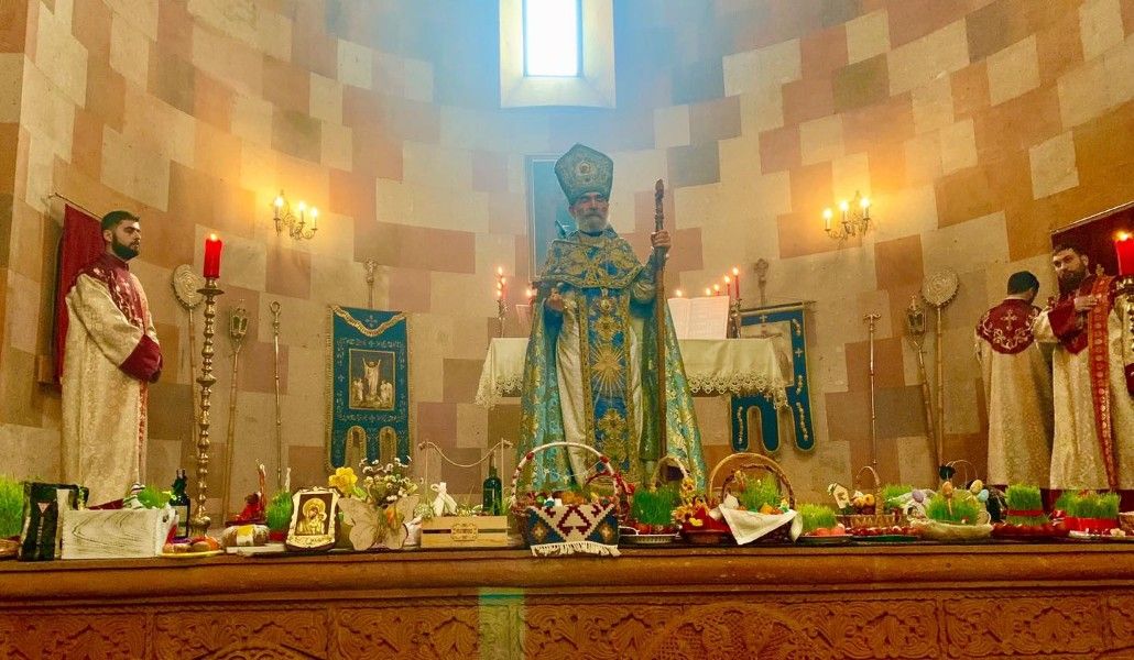 Ստեփանակերտի Ս. Աստվածամոր Մայր տաճարում Սբ․ Զատիկի պատարագ է մատուցվել