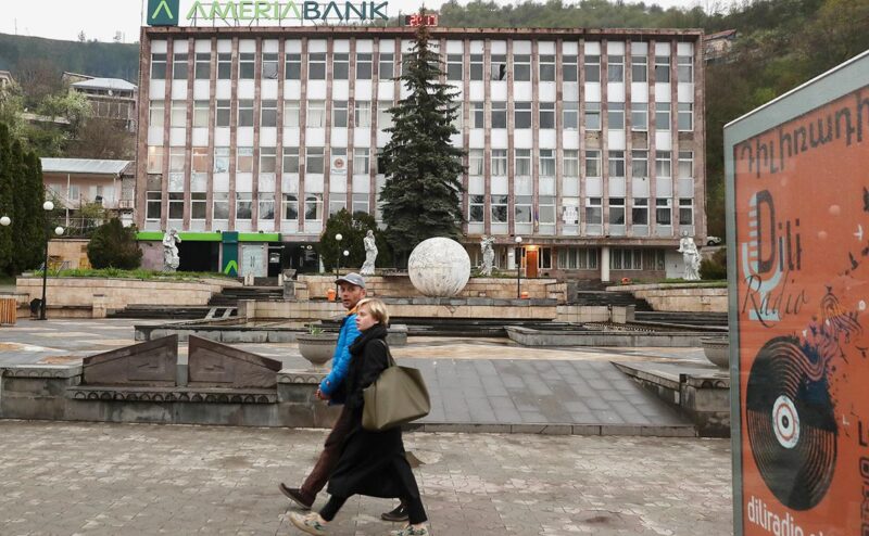 ՀՀ բանկերը հարկային ռեզիդենտության տվյալներ են խնդրում Հայաստանում բնակվող ռուսաստանցիներից