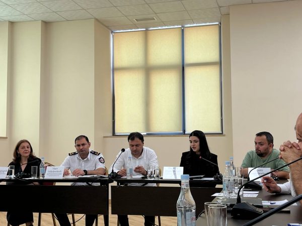 Ի՞նչ են քննարկել «Կոռուպցիայի դեմ պայքարի արդյունավետությունը Հայաստանում» թեմայով կլող սեղանի շուրջ. «Ժողովուրդ»