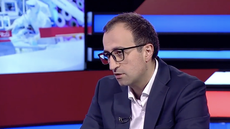 Ամբողջությամբ աղճատված իրականությունն էր ներկայացվում. Արսեն Թորոսյանը՝ ընդդիմության կազմակերպած հանրահավաքի մասին (տեսանյութ)