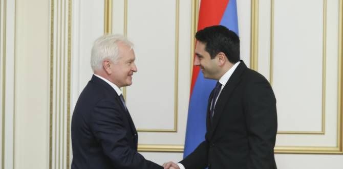 Ալեն Սիմոնյանի հետ հանդիպմանը Իգոր Մասլովը հանդես է եկել տարբեր ձեւաչափերի փոխգործակցության առաջարկներով