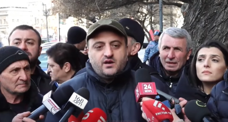 1 մլն շրջանառության դեպքում 50 հազար էինք վճարում, հիմա կվճարենք՝ 100 հազար, ստացվում է՝ պետությունը մեր եկամուտի հետ 50-50 է մտնում. տնտեսվարող