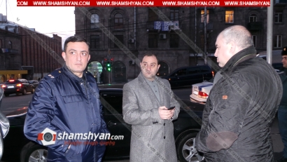Զենքին նմանվող առարկայով ու դանակով դիմակավորված հարձակում՝ Երևանի «Հայփոստ»-ի գրասենյակներից մեկում