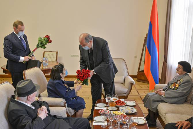 Արմեն Սարգսյանը հյուրընկալել է Հայրենական մեծ պատերազմի մի խումբ վետերանների