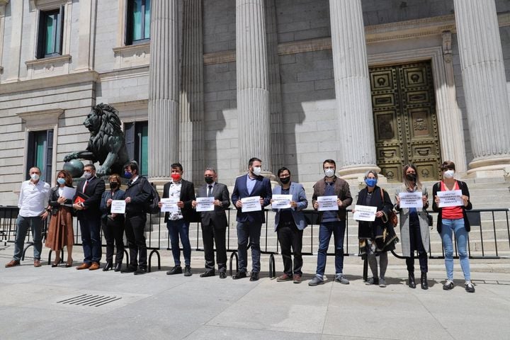 Մի խումբ իսպանացի պատգամավորներ ու սենատորներ Ադրբեջանից պահանջում են ազատ արձակել հայ ռազմագերիներին