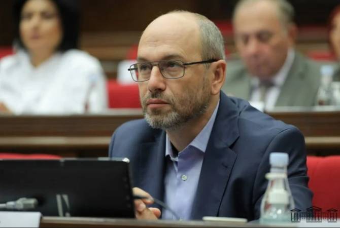 Ընդդիմադիր պատգամավորը բոլոր քաղաքական ուժերին կոչ արեց չշահարկել պատերազմի հետևանքով կրած մարդկային և տարածքային կորուստները