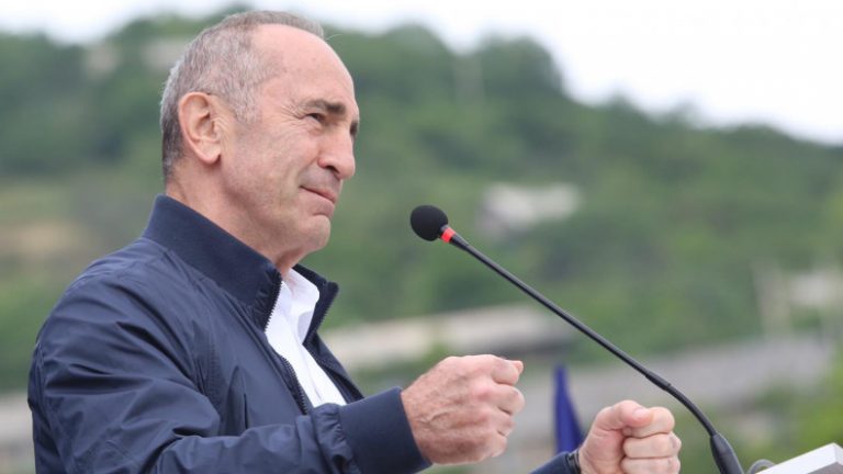 Ռոբերտ Քոչարյանն ասել է, թե քանի տարի պետք կլինի հայկական բանակի մարտունակության բարձրացման ու կորուստների վերականգնման համար