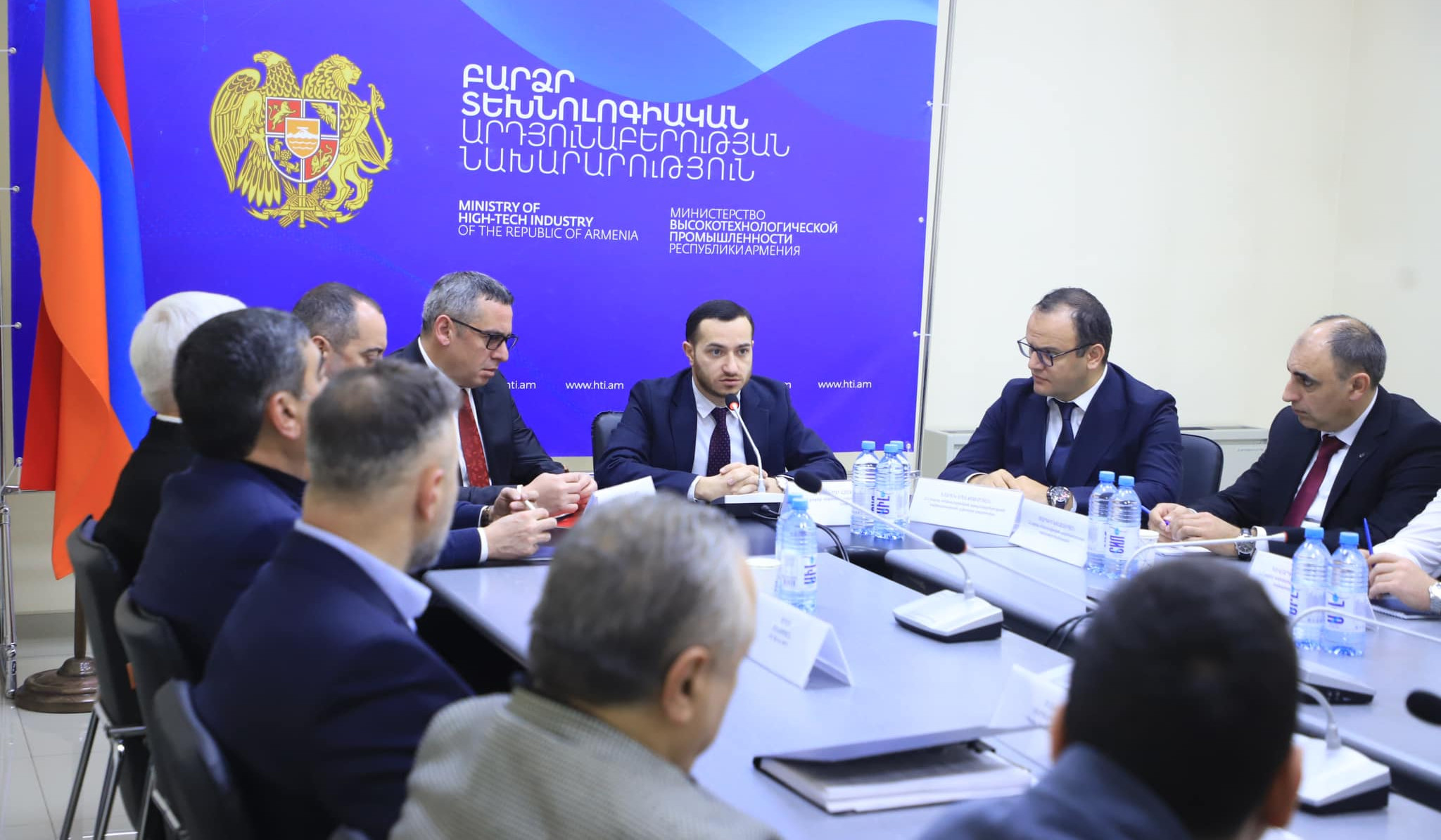 ԲՏԱ նախարարը ռազմարդյունաբերության ոլորտի ընկերությունների ղեկավարների հետ քննարկել է ցուցանիշների բարելավմանն ուղղված առաջնահերթությունները